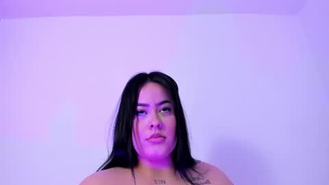 Snapshot of renata_reyes11 chatting on May 4, 4:19 am Renata online show from May 4, 4:19 am