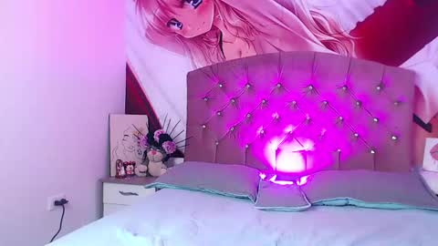 Snapshot of renata_valentina chatting on April 16, 8:37 am RENATA VALENTINA online show from April 16, 8:37 am