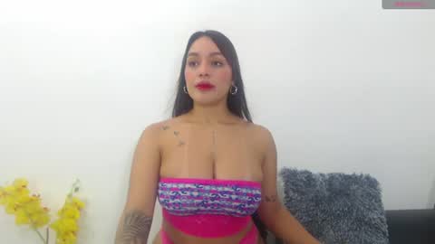 Snapshot of renatabrownn28 chatting on July 1, 3:08 am renatabrownn28 online show from July 1, 3:08 am