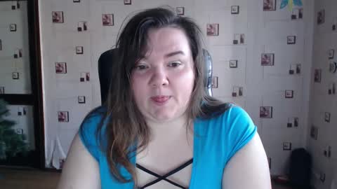 Snapshot of renataoia chatting on February 2, 12:13 pm renataoia online show from February 2, 12:13 pm