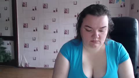 Snapshot of renataoia chatting on February 21, 12:06 pm renataoia online show from February 21, 12:06 pm