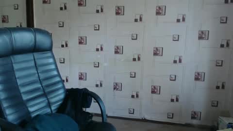 Snapshot of renataoia chatting on October 7, 9:06 am renataoia online show from October 7, 9:06 am