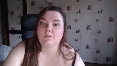 Snapshot of renataoia chatting on December 3, 12:14 pm renataoia online show from December 3, 12:14 pm