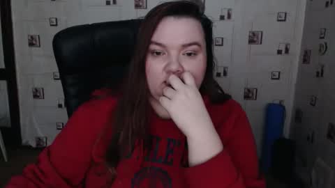 Snapshot of renataoia chatting on February 11, 4:01 pm renataoia online show from February 11, 4:01 pm