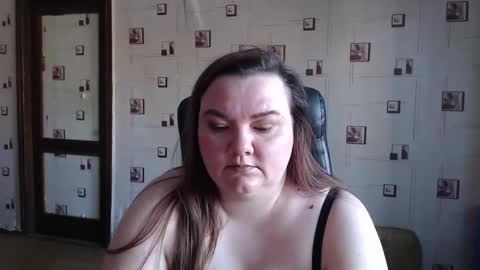 Snapshot of renataoia chatting on February 22, 12:36 pm renataoia online show from February 22, 12:36 pm