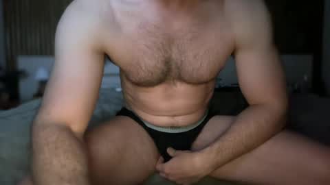 Snapshot of renatospandex1992 chatting on July 6, 5:48 am renatospandex1992 online show from July 6, 5:48 am