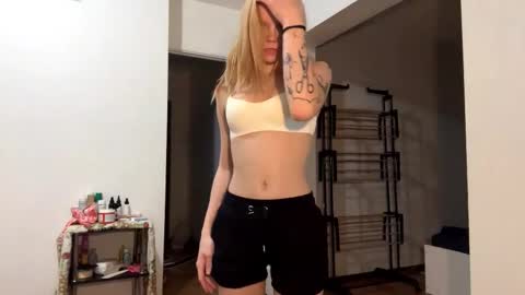 Tiffany online show from January 31, 7:11 pm