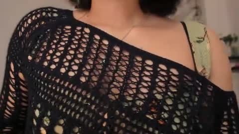 Snapshot of renee_shelby_ chatting on June 13, 9:02 pm Renee Shelby online show from June 13, 9:02 pm