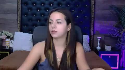 renesmesweet online show from October 21, 5:08 am