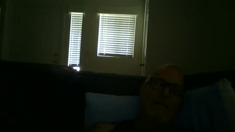 Snapshot of renewaz chatting on April 9, 6:46 pm Renewaz online show from April 9, 6:46 pm