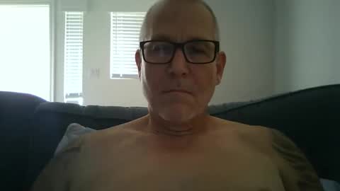 Snapshot of renewaz chatting on April 12, 6:13 pm Renewaz online show from April 12, 6:13 pm
