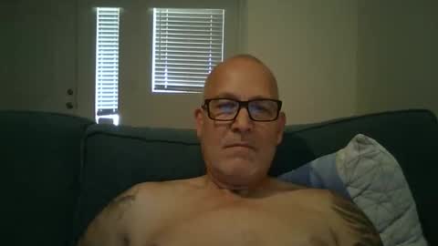 Snapshot of renewaz chatting on April 30, 6:03 pm Renewaz online show from April 30, 6:03 pm