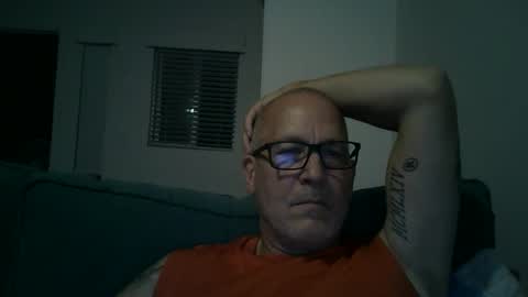 Snapshot of renewaz chatting on May 2, 3:00 am Renewaz online show from May 2, 3:00 am