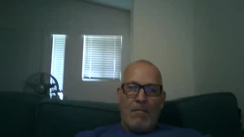 Snapshot of renewaz chatting on May 6, 6:35 pm Renewaz online show from May 6, 6:35 pm