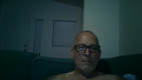 Snapshot of renewaz chatting on May 9, 5:01 am Renewaz online show from May 9, 5:01 am