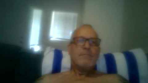 Snapshot of renewaz chatting on May 20, 6:58 pm Renewaz online show from May 20, 6:58 pm