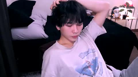 rennuts online show from November 18, 3:38 pm