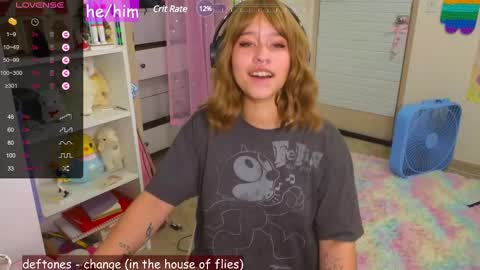 Snapshot of renpuppy chatting on February 11, 5:58 am REN online show from February 11, 5:58 am