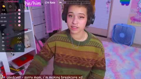 Snapshot of renpuppy chatting on February 23, 5:56 am REN online show from February 23, 5:56 am