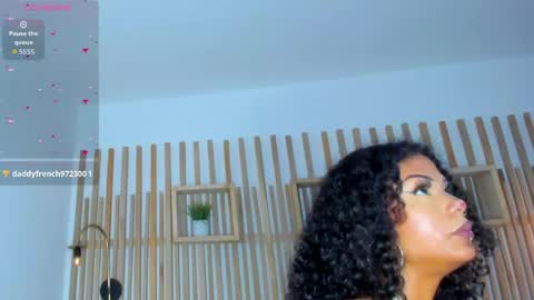 Snapshot of reshi_hevss chatting on June 6, 4:06 am Reshi Hevss online show from June 6, 4:06 am