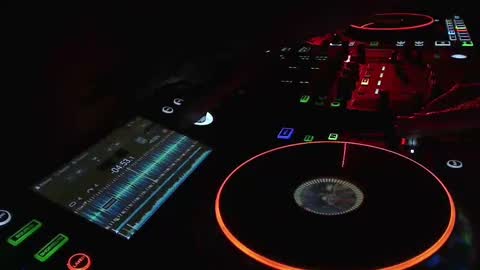 Snapshot of reticuli chatting on September 23, 3:20 am GearPorn online show from September 23, 3:20 am