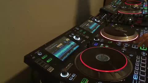 Snapshot of reticuli chatting on October 25, 8:58 pm GearPorn online show from October 25, 8:58 pm