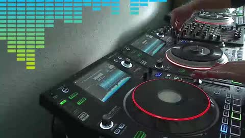 Snapshot of reticuli chatting on October 26, 7:42 pm GearPorn online show from October 26, 7:42 pm