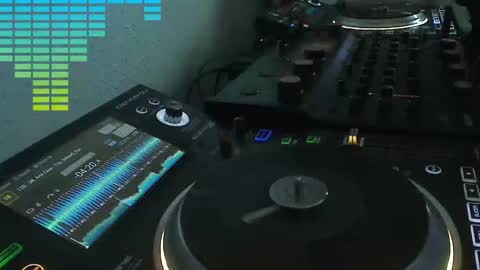 Snapshot of reticuli chatting on April 25, 10:18 pm GearPorn online show from April 25, 10:18 pm