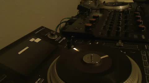 Snapshot of reticuli chatting on May 2, 3:55 am GearPorn online show from May 2, 3:55 am