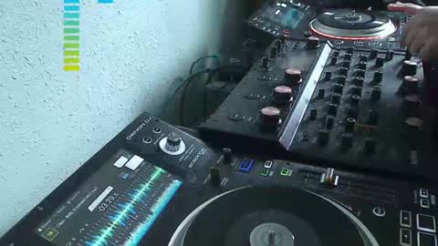 Snapshot of reticuli chatting on June 21, 7:27 pm GearPorn online show from June 21, 7:27 pm
