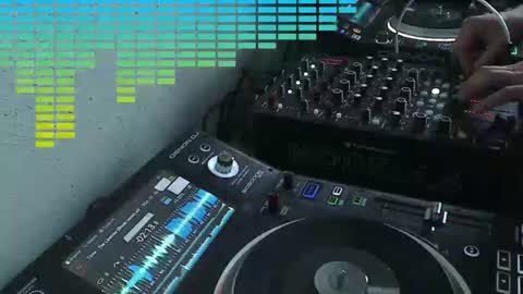 Snapshot of reticuli chatting on June 28, 7:42 pm GearPorn online show from June 28, 7:42 pm