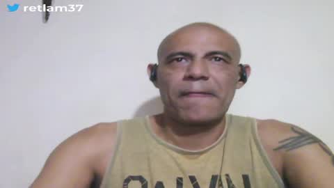 Snapshot of retlam37 chatting on April 24, 5:10 am Walter online show from April 24, 5:10 am