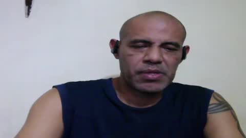 Snapshot of retlam37 chatting on May 3, 3:45 am Walter online show from May 3, 3:45 am