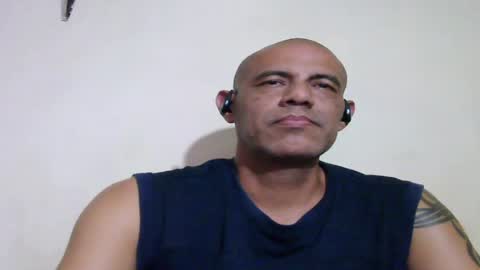 Snapshot of retlam37 chatting on May 9, 4:50 am Walter online show from May 9, 4:50 am