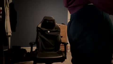 rev4747 online show from April 7, 2:01 am