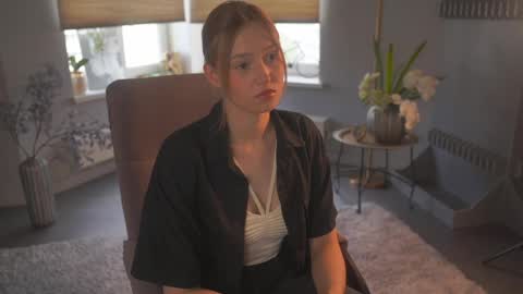Snapshot of revamcallister chatting on May 7, 12:10 pm revamcallister online show from May 7, 12:10 pm