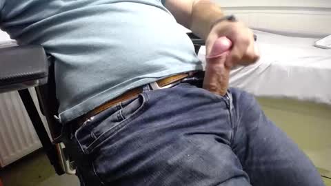 Snapshot of revilo78 chatting on September 23, 8:12 pm Revilo online show from September 23, 8:12 pm