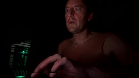 revitup2000 online show from January 11, 5:56 am