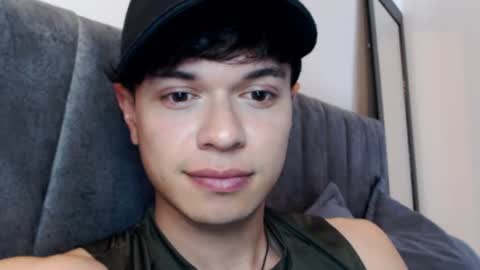 Snapshot of rexbunnybody chatting on June 10, 4:28 pm Rex online show from June 10, 4:28 pm