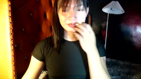 Snapshot of reya18 chatting on June 22, 6:21 am Reya online show from June 22, 6:21 am