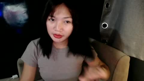 Snapshot of reya18 chatting on June 29, 5:57 am Reya online show from June 29, 5:57 am