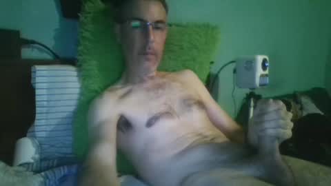 Snapshot of reyes_albert2006 chatting on September 29, 3:33 am reyes_albert2006 online show from September 29, 3:33 am