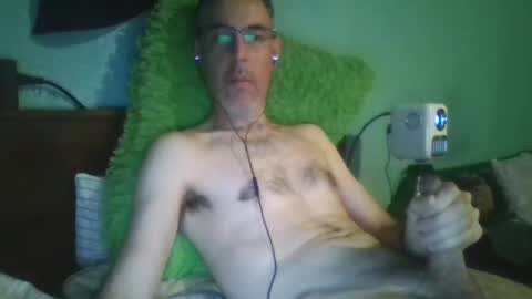 Snapshot of reyes_albert2006 chatting on November 3, 7:31 am reyes_albert2006 online show from November 3, 7:31 am