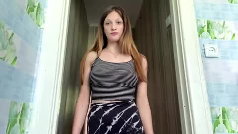 May online show from May 22, 11:05 am