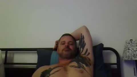 Snapshot of rfftl chatting on April 17, 12:02 am rfftl online show from April 17, 12:02 am