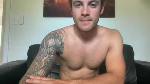 Snapshot of rguy114 chatting on June 6, 2:11 pm Ryan online show from June 6, 2:11 pm