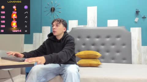 Rhaegal online show from December 19, 11:25 pm