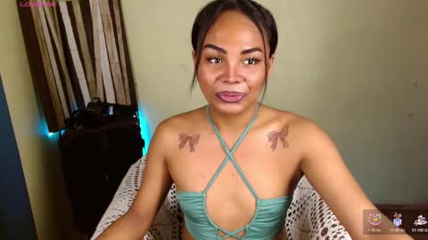 Snapshot of rhianasollway69 chatting on November 23, 4:01 am rhianasollway69 online show from November 23, 4:01 am