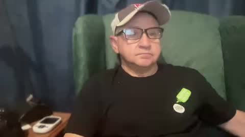 Snapshot of riaga1 chatting on May 20, 4:57 pm riaga1 online show from May 20, 4:57 pm
