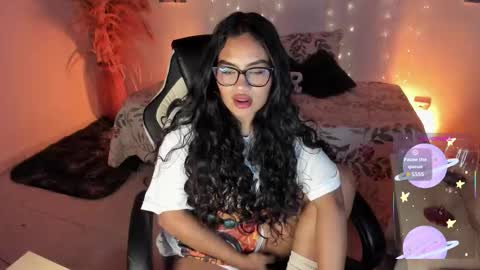 Snapshot of riana_kean chatting on February 3, 12:42 am RianaK online show from February 3, 12:42 am